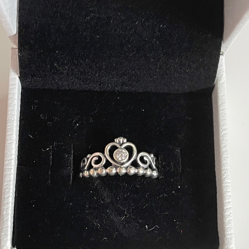 Pandora Princess Ring